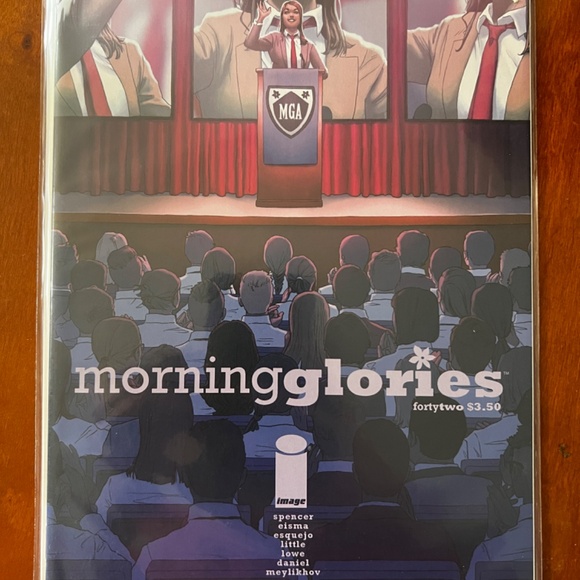 Lot of 10 Comic Books - The Realm, Wolverine & X-Men, Chapel, Morning Glories, T - Picture 6 of 10